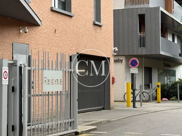 Parking 12 m²