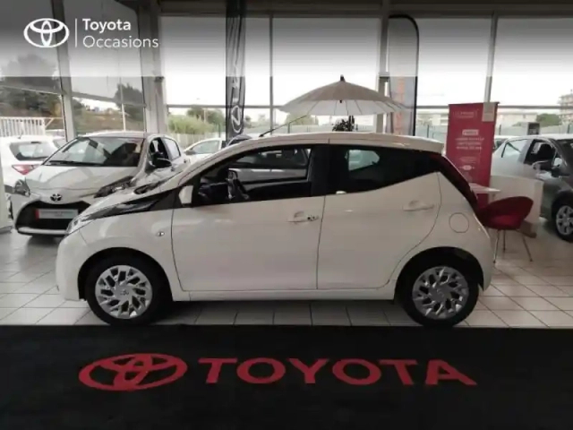 Toyota Aygo 1.0 vvt-i 72ch x-pro 5p — photo 3