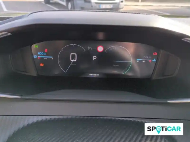 Peugeot 2008 hybrid 145 e-dcs6 — photo 10