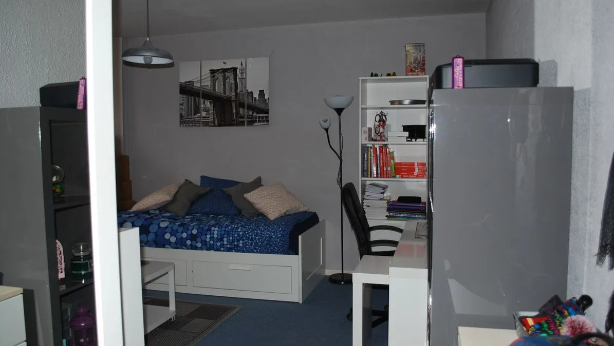 Photo 1