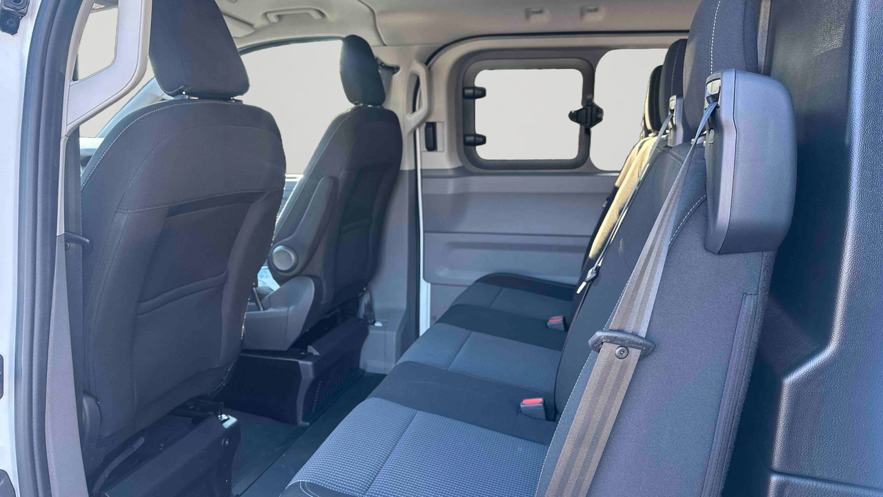 Volkswagen Utilitaires TRANSPORTER PROCAB L1H1 2.0 TDI 150 BVA8 — photo 12