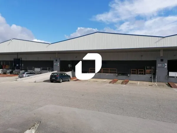 Local d'activité 4000 m²