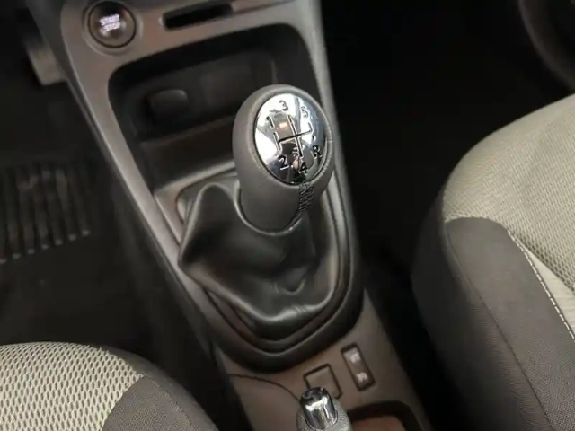 Renault Captur tce 90 energy — photo 22