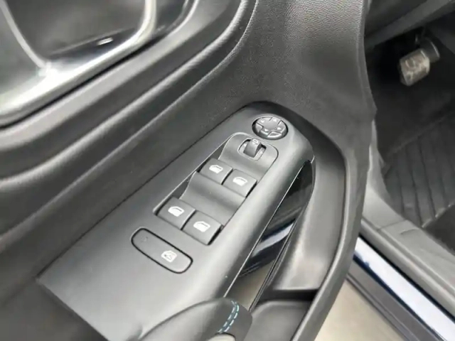 Citroën C5 Aircross hybride 145 e-dcs6 — photo 18