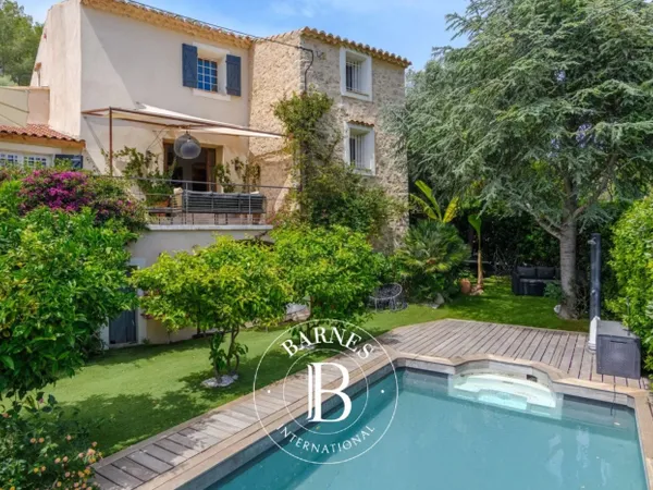 Vente - Mas provençal - Piscine - Bandol