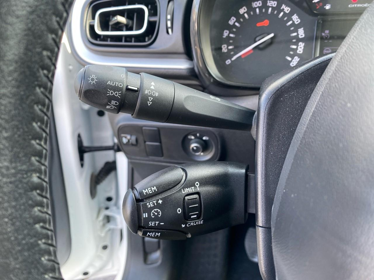 Citroën C3 1.2 puretech 83ch s&s shine — photo 15