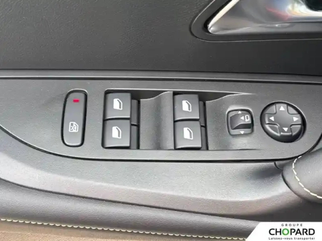 Peugeot 2008 puretech 130 s&amp;s eat8 — photo 24