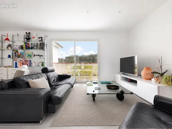 Maison 134 m² - 4 chambres - Garage 90 m²