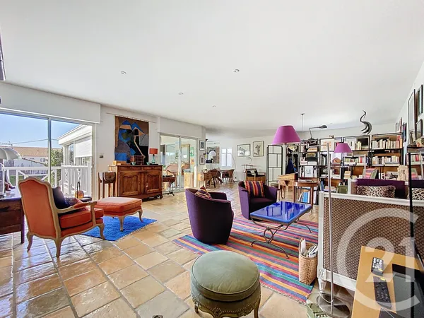 Maison 5 pièces 160 m²