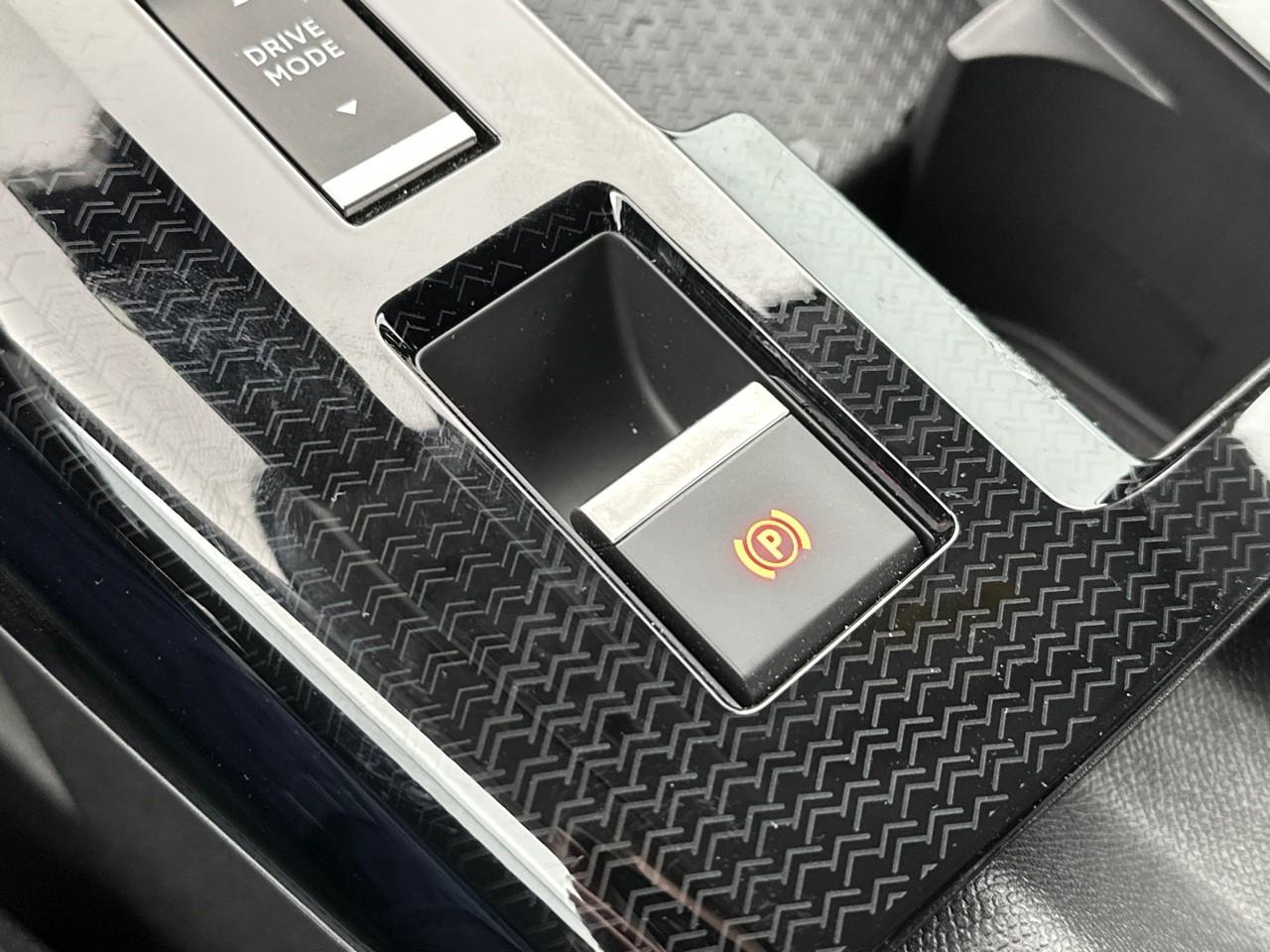 Citroën C5 Aircross hybride 145 ch e-dcs6 max — photo 31