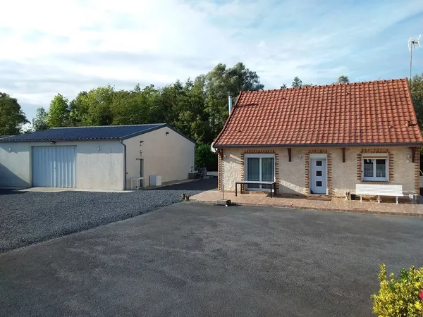 hangar de 144 m2 et pavillon de 120 m2 sur gauchy 02