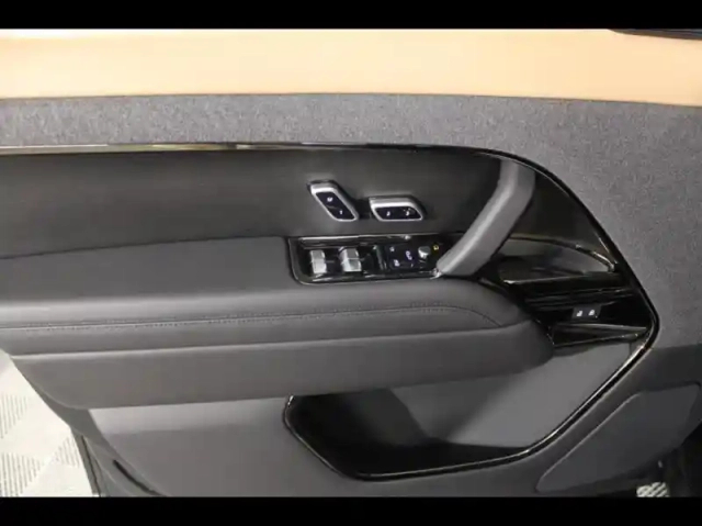 Land Rover Range Rover sport 3.0 p550e 550ch phev autobiography — photo 18