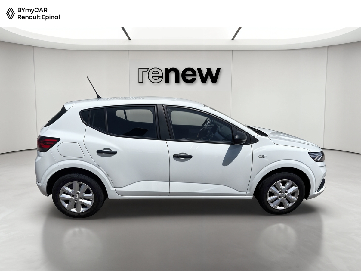 Dacia Sandero SCe 65 — photo 6
