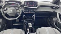 Peugeot 2008 1.2 PureTech 130ch S&S Allure Pack EAT8 — photo 8