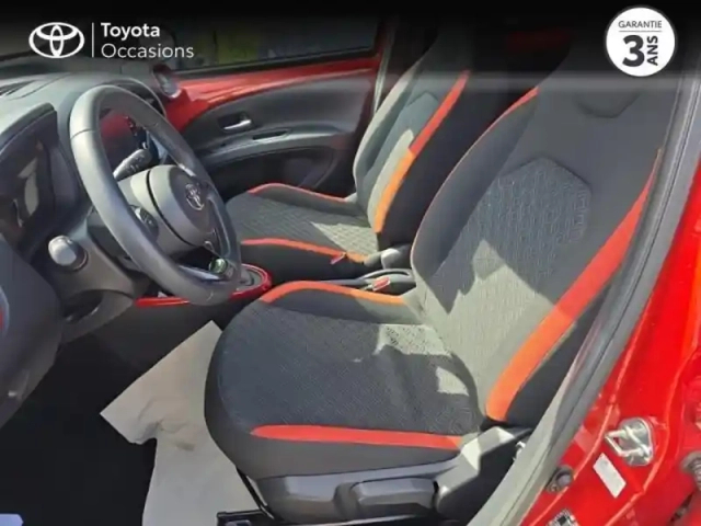 Toyota Aygo X 1.0 vvt-i 72ch design s-cvt my23 — photo 11