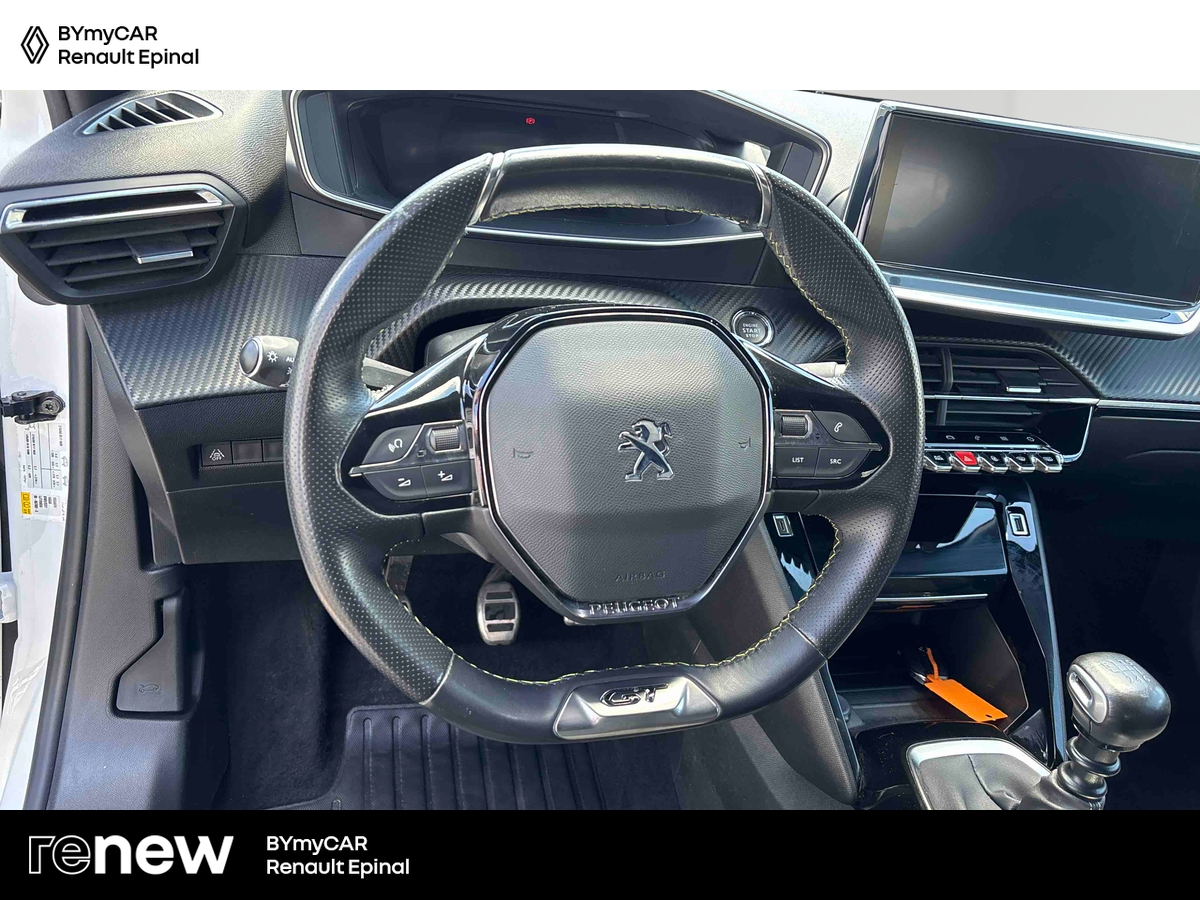Peugeot 2008 PureTech 130 S&amp;S — photo 10