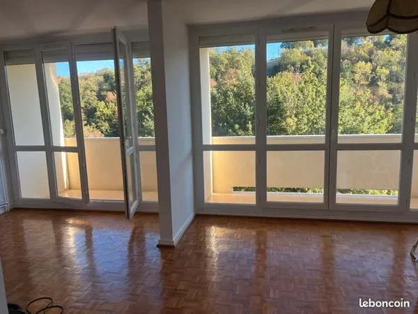 Appartement T3 lumineux - 70 m² - La Fouillouse