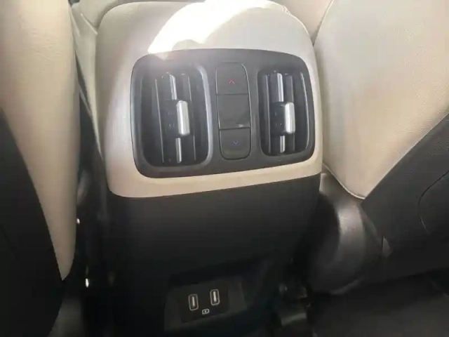 Hyundai Tucson 1.6 crdi 136 hybrid 48v dct-7 — photo 24