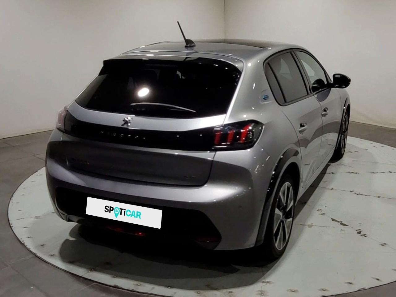 Peugeot 208 electrique 50 kwh 136ch gt — photo 5