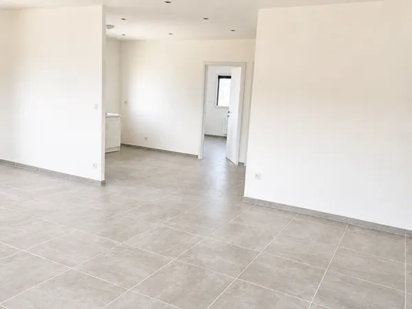 Local professionnel de 77 m² ? Vernon (27200)