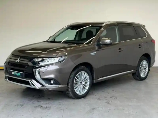 Mitsubishi Outlander phev twin motor business 4wd euro6d-t evap 5cv — photo 16