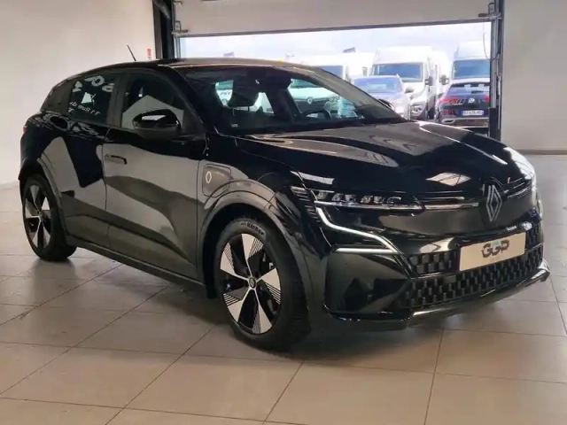 Renault Megane e-tech electric ev60 220ch equilibre super charge -b — photo 3