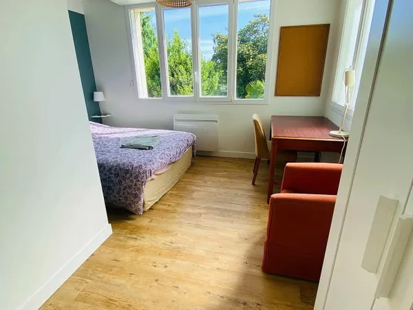 Loue chambres d'étudiants 12m²