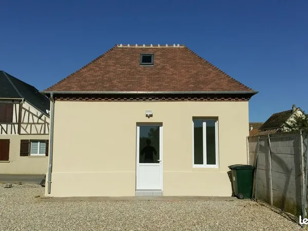 A louer petite maison LA HAYE MALHERBE