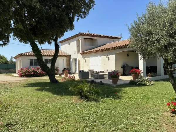 Maison 5 pièces 160 m²
