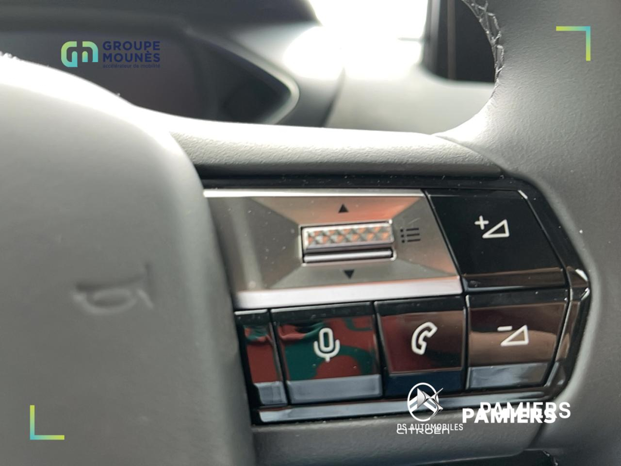 Ds Ds 3 bev 54kwh e-tense opera auto — photo 17