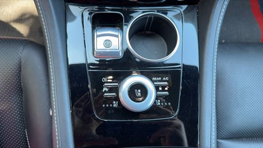 Aston Martin Rapide 6.0 560 S - S – 2017 – 31226 km – Essence – Boîte Automatique — photo 65