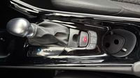 Toyota C-Hr 1.8 Hybride 122ch Design E-CVT — photo 23