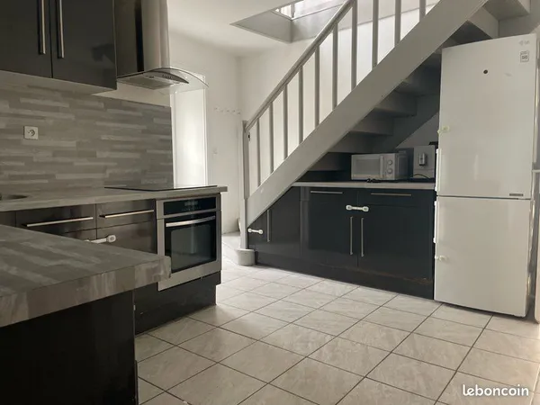 Maison 170m2 avec local commerciale