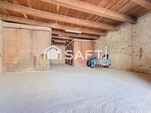 REMISE AGRICOLE COLOMBIERS 249M²