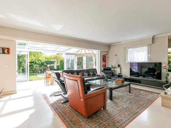 Maison 7 pièces 153 m²