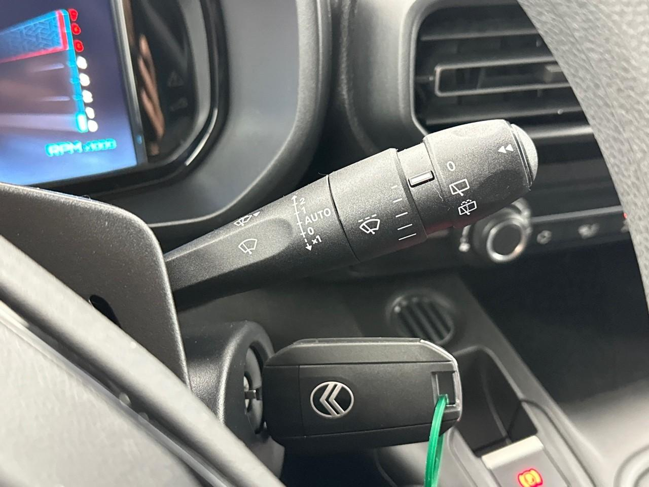 Citroën Berlingo van m diesel 100 ch manuelle — photo 18