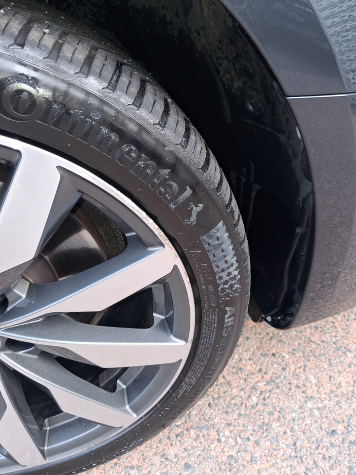 Audi A4 40 TFSI 204 S tronic 7 — photo 30