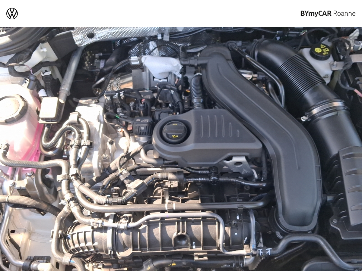 Volkswagen Golf 1.5 eTSI EVO2 150 DSG7 — photo 18