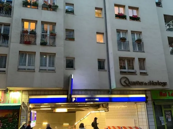 Place de parking sécurisé dans le Quartier de l'Horloge