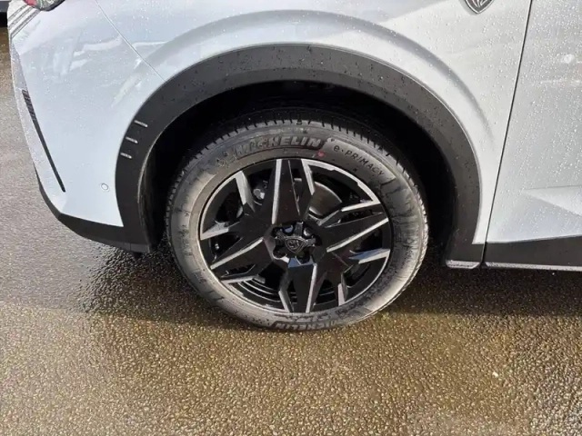 Peugeot 3008 hybrid 145 e-dcs6 — photo 53