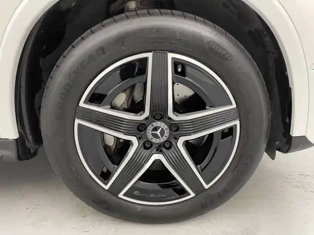 Mercedes Glc 400 e 9g-tronic 4matic — photo 13