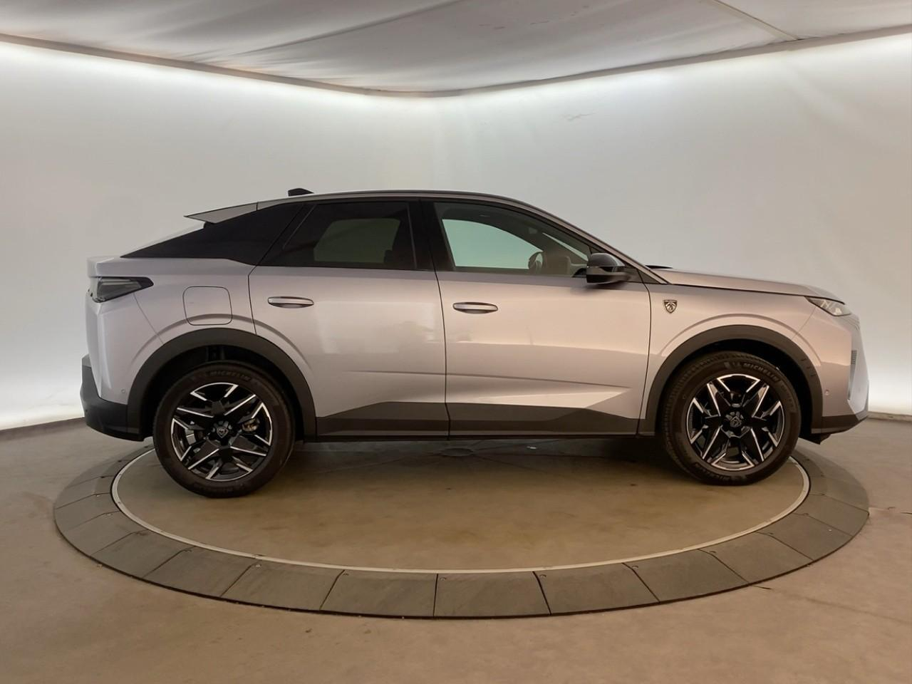 Peugeot 3008 hybrid 145 e-dcs6 gt — photo 4