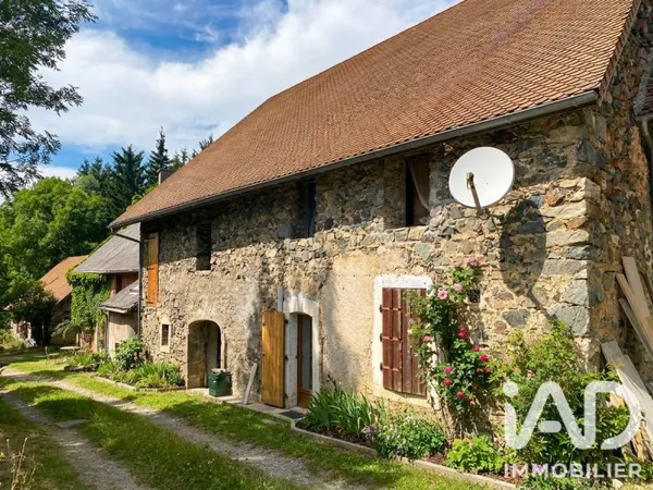 Maison 6 pièces 204 m²