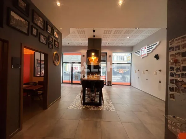 Local commercial 60 m²