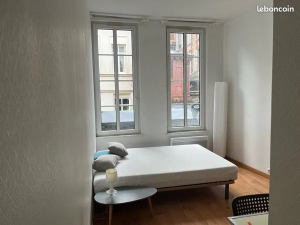 À louer studio Rouen rive droite