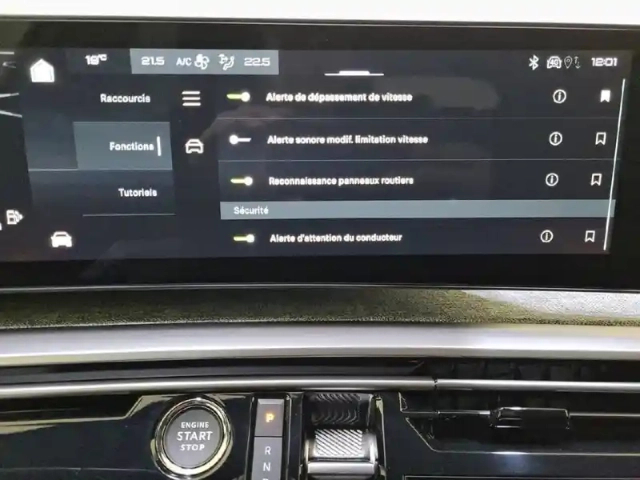 Peugeot 5008 hybrid 145 e-dcs6 — photo 24