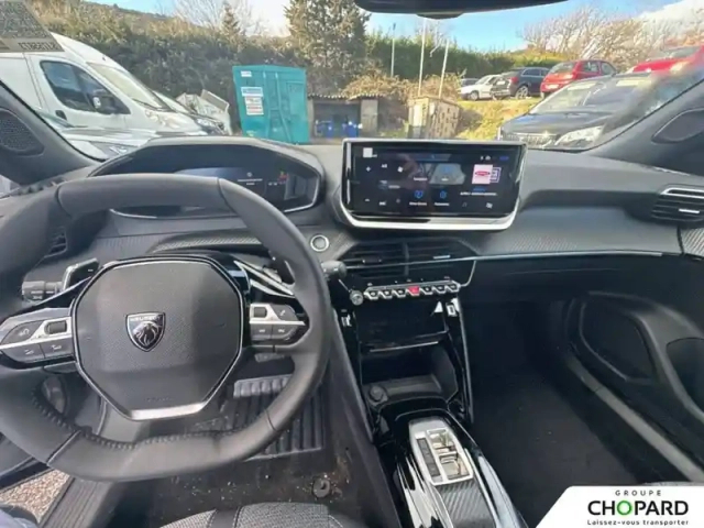 Peugeot 2008 hybrid 145 e-dcs6