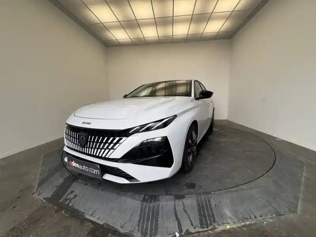 Peugeot 308 plug-in hybrid 195 ch e-dcs7