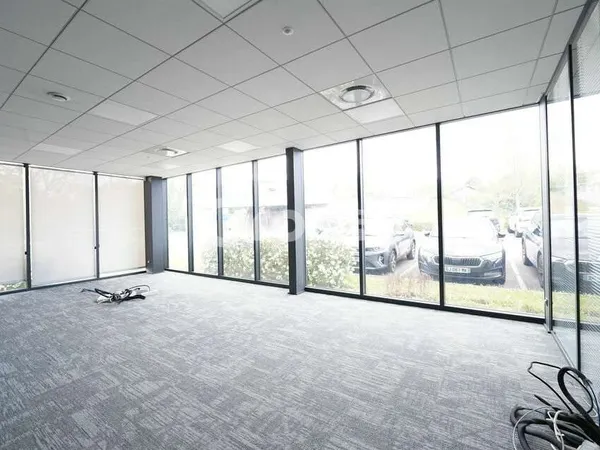 Bureaux à louer 271m² à Brignais