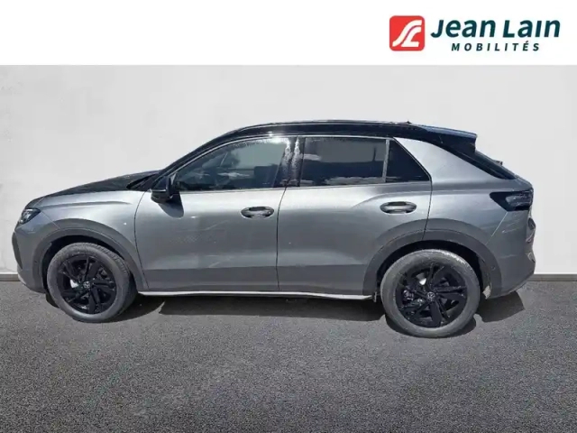 Volkswagen T-Roc 1.5 etsi evo2 hybrid 150 ch dsg7 — photo 8